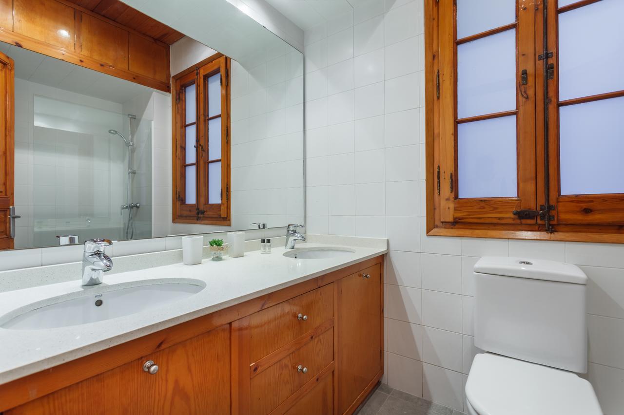 Flateli Aribau Daire Barselona Dış mekan fotoğraf