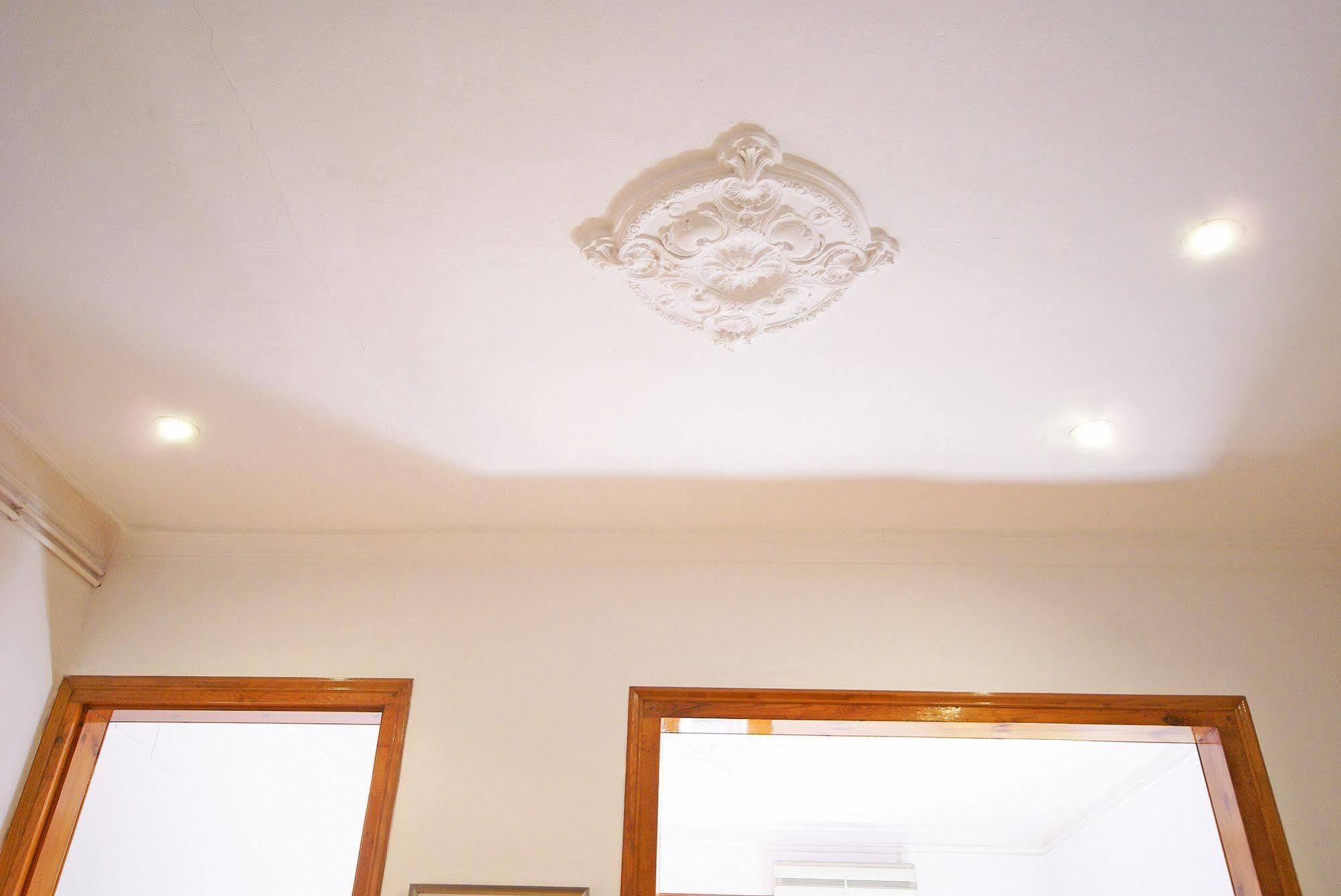 Flateli Aribau Daire Barselona Dış mekan fotoğraf